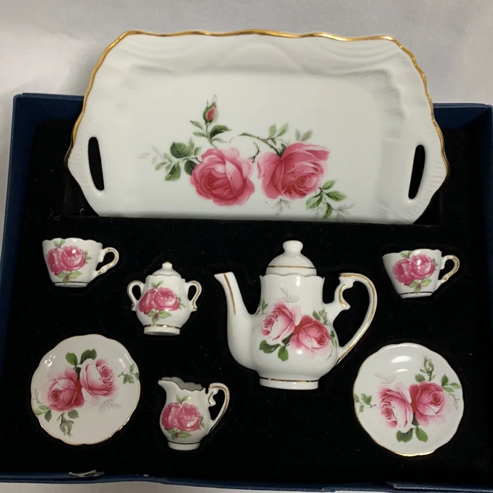 Miniature child/ dollhouse tea service set. Porcelain. From Germany - Picture 2 of 9